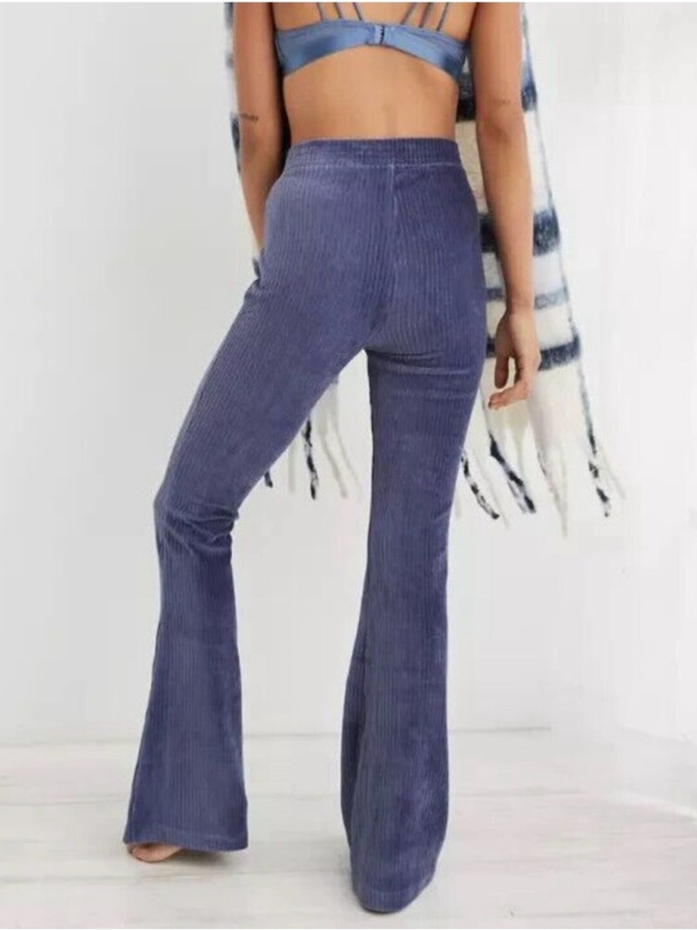 🌟HOST PICK!🌟 Aerie x AEO 🩵 Groove-On Rib Velour Flare High-Waisted Pant - Picture 3 of 4
